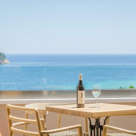 Agorastos Hotell 2*