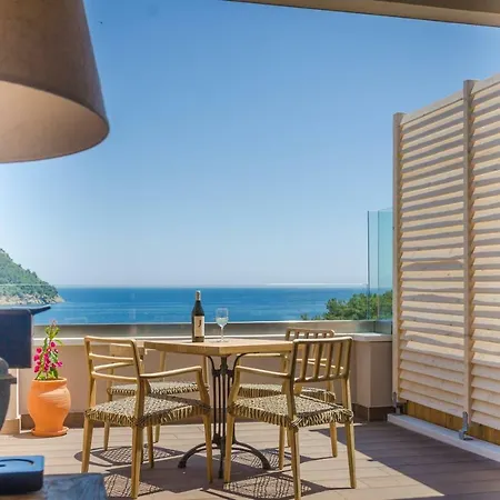 Agorastos Hotell 2*