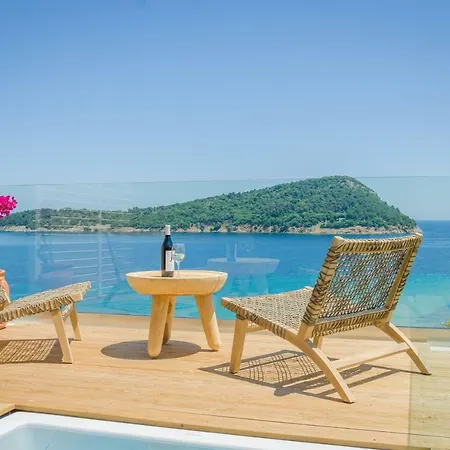 Agorastos Hotell 2*
