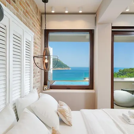 Hotel Agorastos Koinira