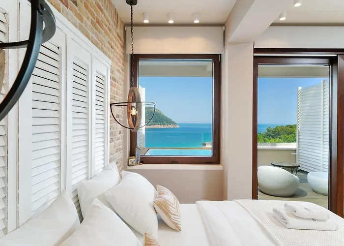 Hotel Agorastos Kinira